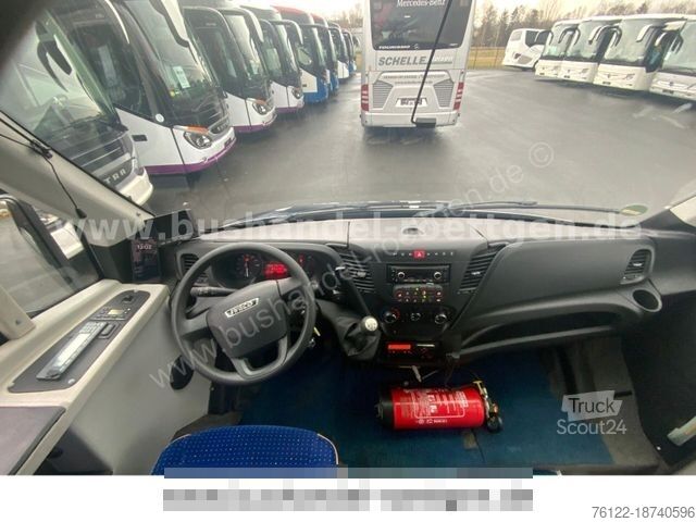 Minibus IVECO Irisbus 70C17 / Rosero