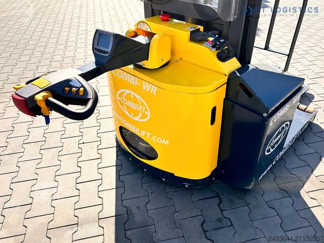 Chariot élévateur à 4 voies Combilift WR / DUPLEX / 4.5M / 2017 / ONLY 30 H