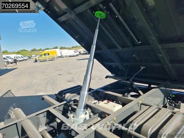 Benne Iveco Daily 35C21 3 zijdige Kipper Dubbel Cabine 210P...