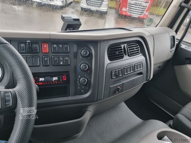 Camião de caixa fechada DAF FA LF 290 DC, Koffer, Aut, 18t, 2024