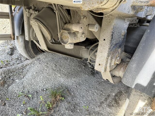  Maur Bilpåbygg 3-axle tipping semi-trailer for sale as a repair o