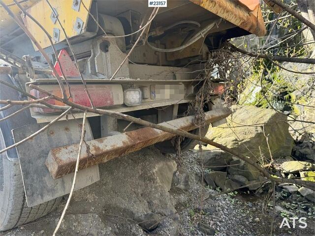  Maur Bilpåbygg 3-axle tipping semi-trailer for sale as a repair o