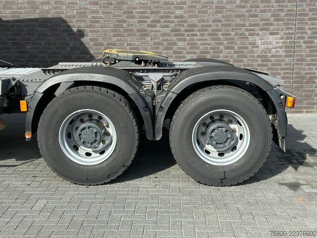  Volvo NH 12.420 6X4 TORPEDO/BULLNOSE/HAUBER