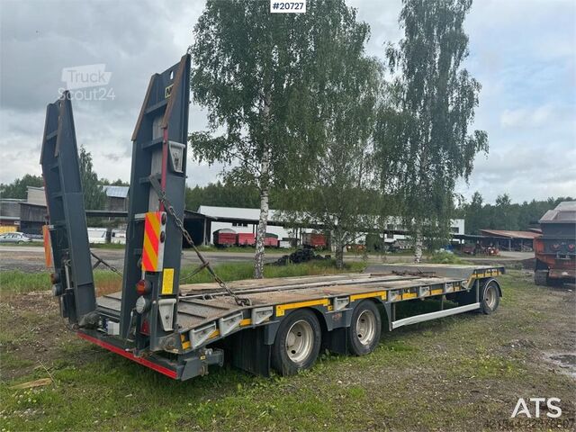  NC engineering Machine trailer w/ hydraulic driving b
