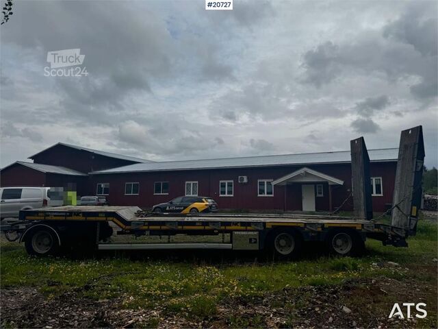  NC engineering Machine trailer w/ hydraulic driving b