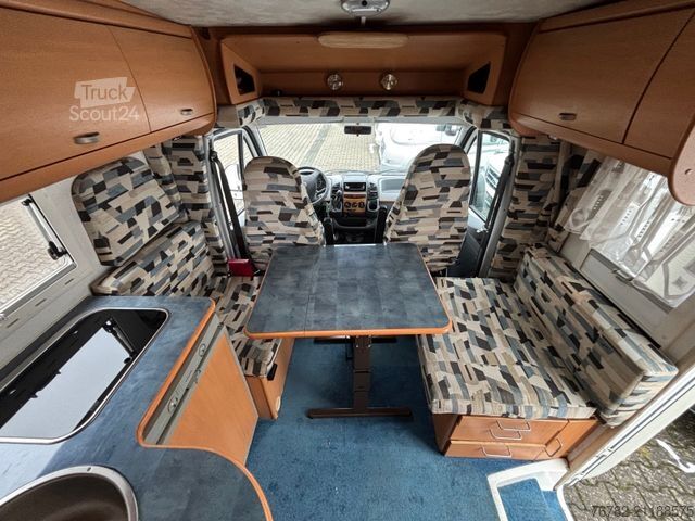 Half-integraal camper FIAT Joint VMT 588 SOLAR SAT-TV