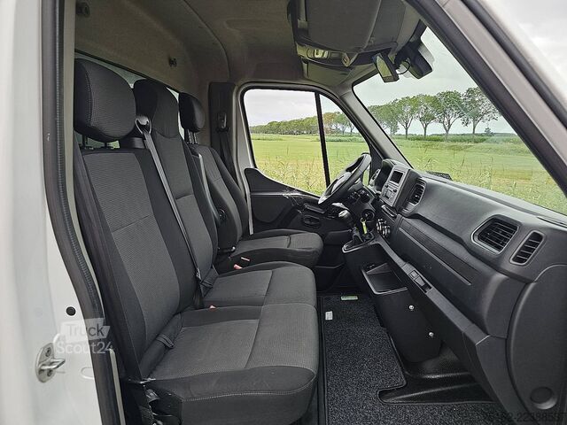Koffer RENAULT MASTER 2.3 Bakwagen Laadklep