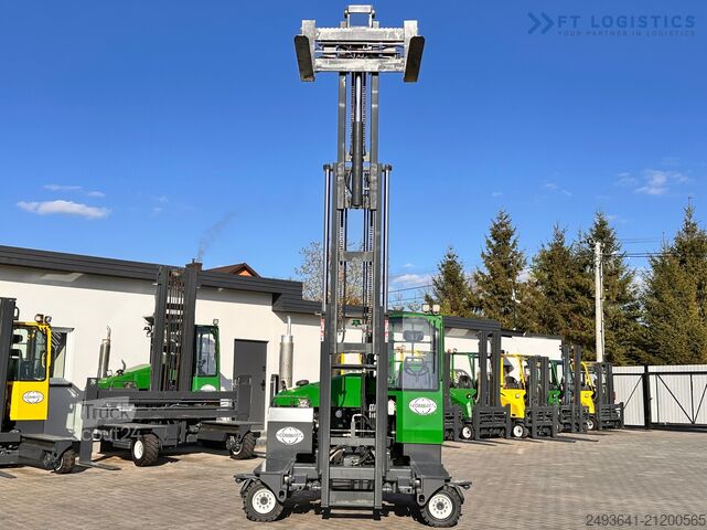 Cărucior cu stivuitor cu 4 căi Combilift C4000 / TRIPLEX / 4900MM / GAS