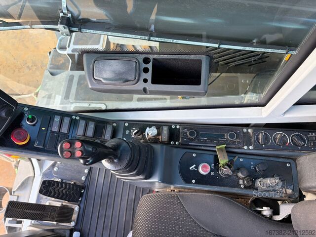 Mobil daru Sennebogen 613E