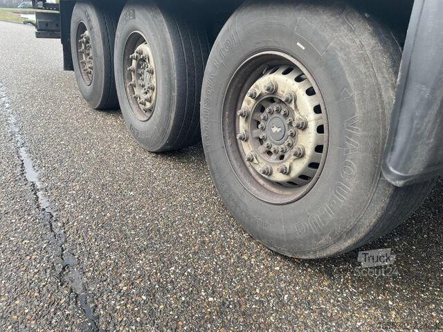 Prevoz v hladilniku/zamrznjenem stanju Schmitz Cargobull Fridge Thermoking SLXe Spectrum / Multitemp / S...