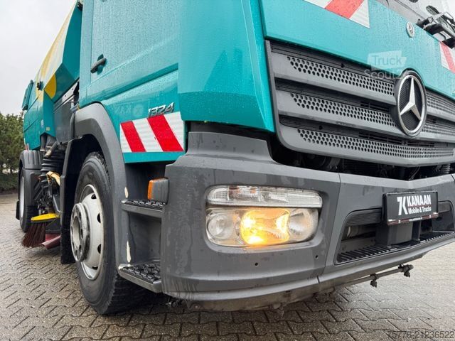 Veegmachine MERCEDES-BENZ 1324 Atego Johnston  VS652   107 TKM  Euro6b