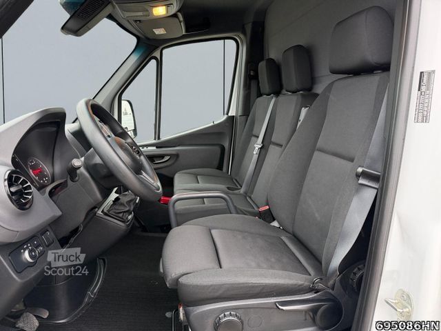 Aizkaru sānu furgons MERCEDES-BENZ Sprinter 316 CDI *Koffer*LBW750KG*RFK*SCHWING*