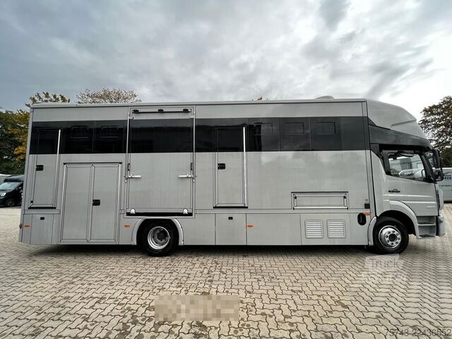 Szarvasmarha-szállító teherautó MERCEDES-BENZ ATEGO 1530 TT-XL  5 Pferde POP-OUT