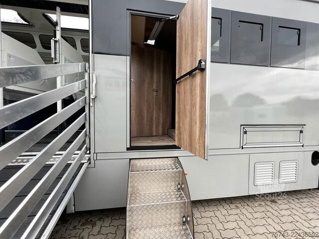 Szarvasmarha-szállító teherautó MERCEDES-BENZ ATEGO 1530 TT-XL  5 Pferde POP-OUT