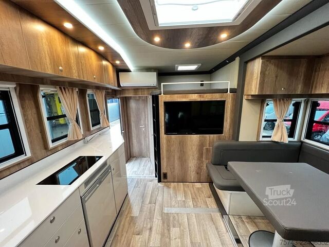 Szarvasmarha-szállító teherautó MERCEDES-BENZ ATEGO 1530 TT-XL  5 Pferde POP-OUT