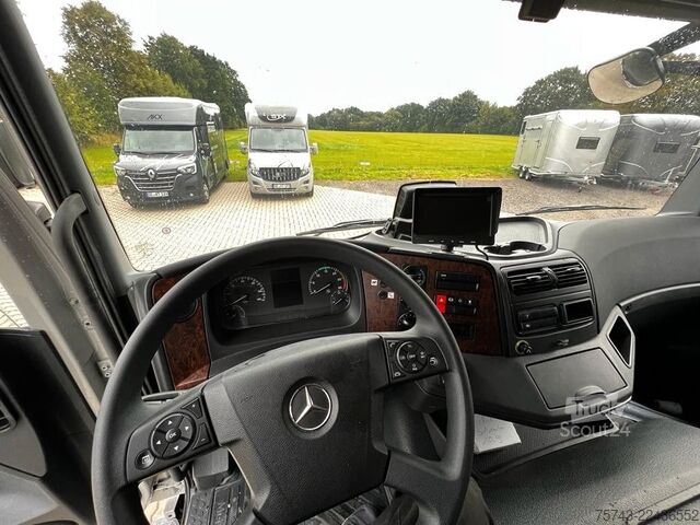 Szarvasmarha-szállító teherautó MERCEDES-BENZ ATEGO 1530 TT-XL  5 Pferde POP-OUT