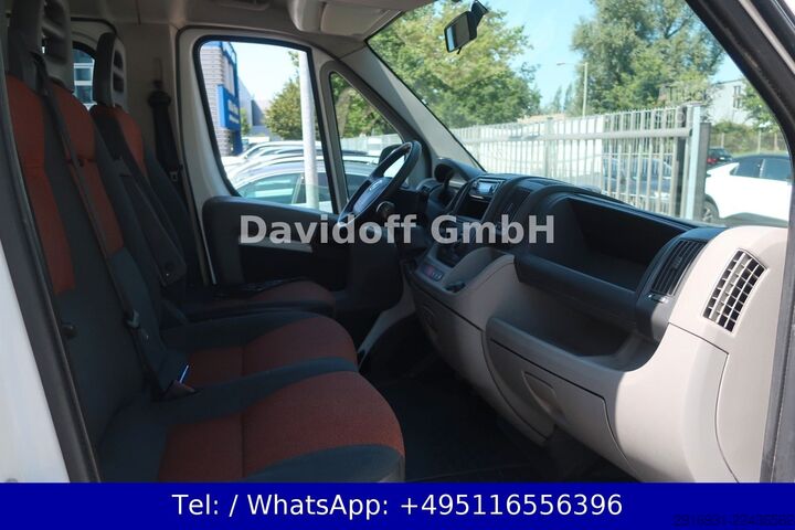 Pick-up furgonas FIAT Nr.92 Ducato Pritsche DoKa 33 100/ 7 Sitzer /AHK
