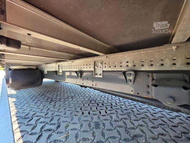 Furgoneta pick-up IVECO 72-210