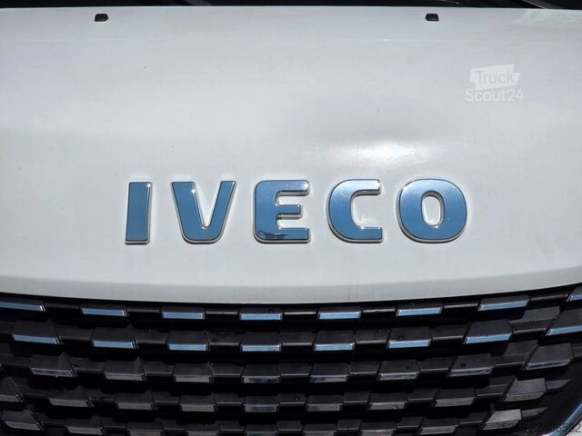 Furgoneta pick-up IVECO 72-210