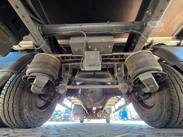 Furgoneta pick-up IVECO 72-210