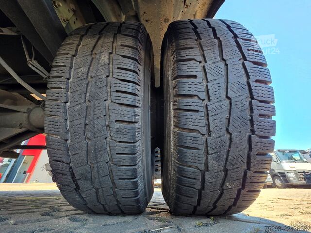 Furgoneta pick-up IVECO 72-210