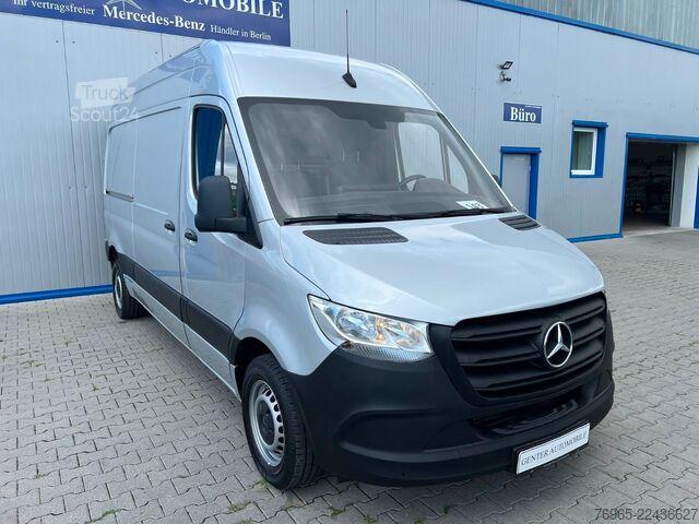 Dubă cu acoperiș înalt MERCEDES-BENZ Sprinter 215 9G-TR HOCH+LANG KLIMA 3-SITZ KAMERA