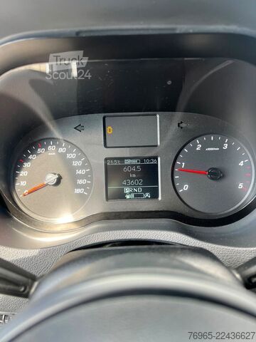 Dubă cu acoperiș înalt MERCEDES-BENZ Sprinter 215 9G-TR HOCH+LANG KLIMA 3-SITZ KAMERA