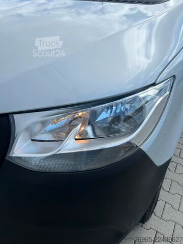 Dubă cu acoperiș înalt MERCEDES-BENZ Sprinter 215 9G-TR HOCH+LANG KLIMA 3-SITZ KAMERA