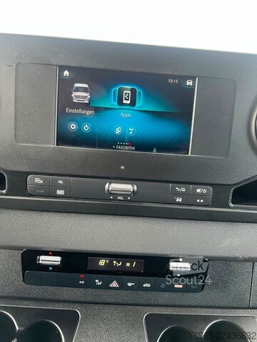 Duba panelată MERCEDES-BENZ Sprinter 215 9G-TR HOCH+LANG KLIMA 3-SITZ KAMERA