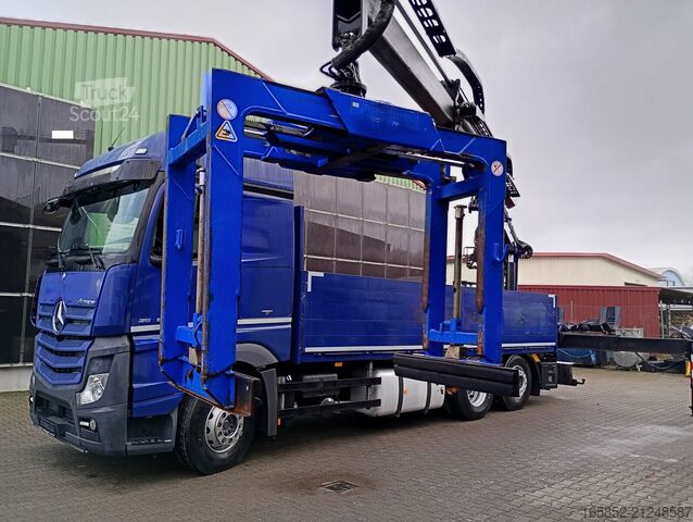 Flakbil Mercedes-Benz 2545