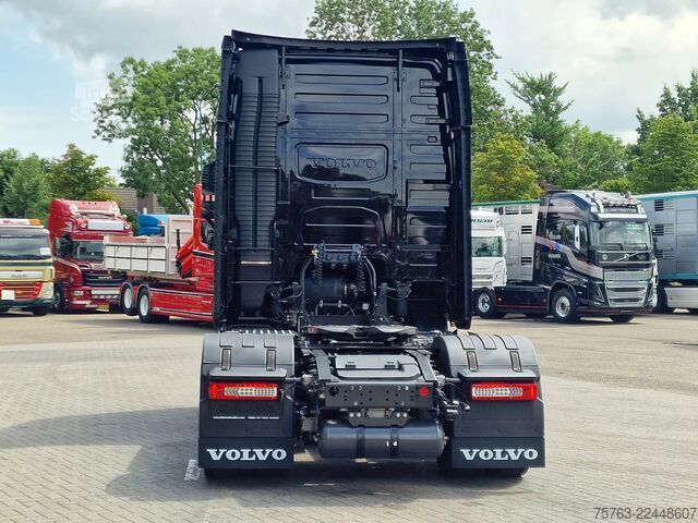 Стандарт-СЗМ Volvo FH 13.500 Globetrotter XL 4x2 - NEW - Full spec...