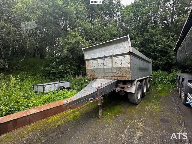 Kiper tovornjak  Nor-Slep 3 axle triple trailer.