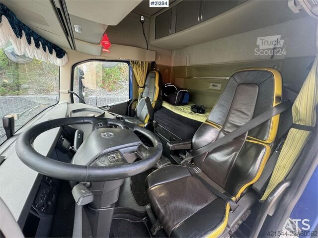 Medienos transporteris Volvo Fh750 6x4 Log Truck w/ 2019 Epsilon M12L Crane
