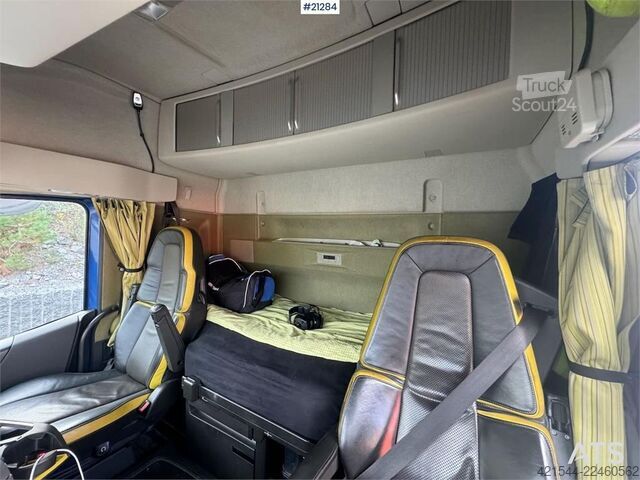Medienos transporteris Volvo Fh750 6x4 Log Truck w/ 2019 Epsilon M12L Crane