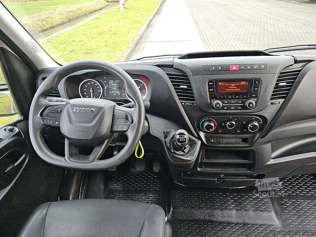 Volquete IVECO DAILY 35C16 3.0Ltr DubCAB Kipper