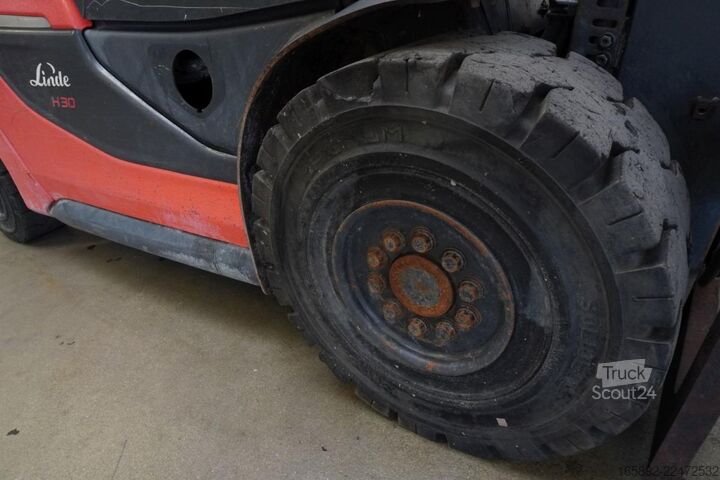 Wózek widłowy Linde H 30 T 1202