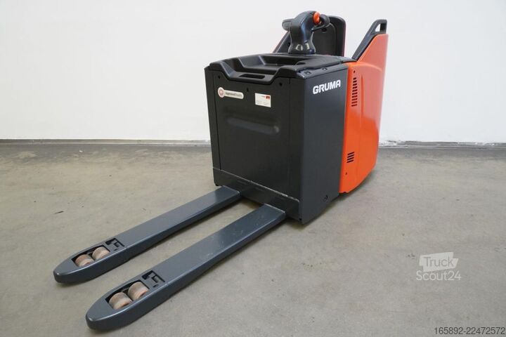Niederhubwagen mit Fahrerstand Linde T 20 SP 131-08