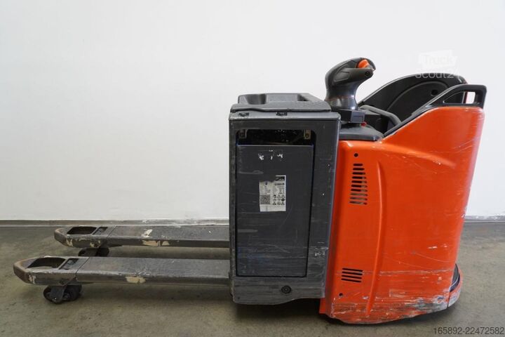 Niederhubwagen mit Fahrerstand Linde T 20 SP 131-08