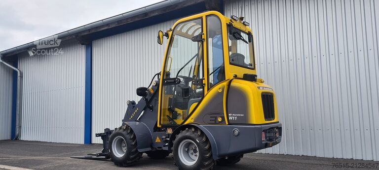 Yard loader Eurotrac W11 Kabine Schneeschild 1,60m
