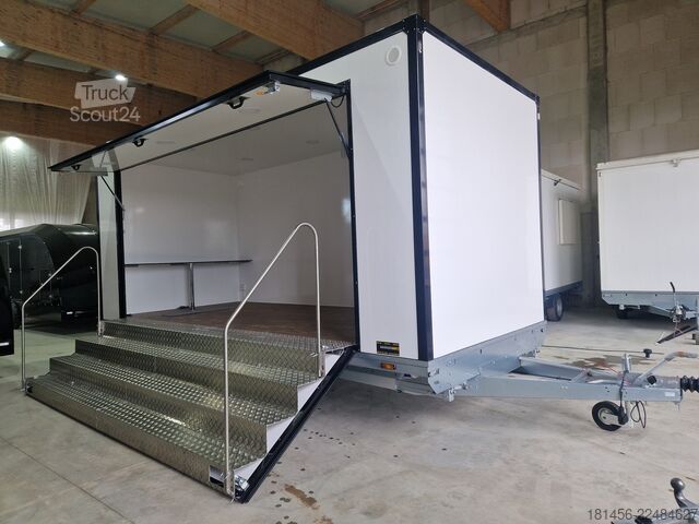 árusító utánfutó trailershop sale Event Messe Präsentation Bühne direkt