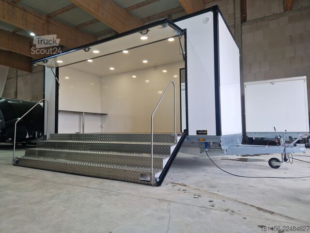 árusító utánfutó trailershop sale Event Messe Präsentation Bühne direkt