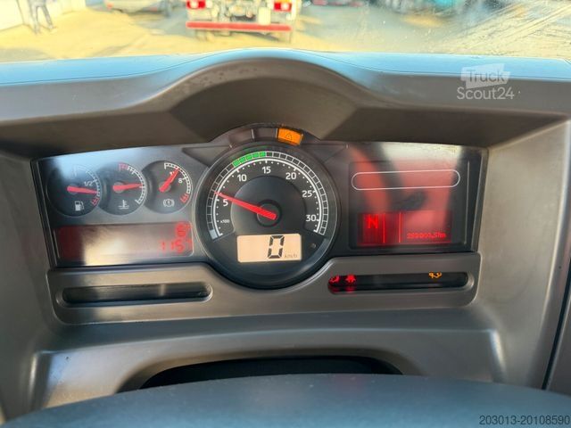 Tovornjak s ploščadjo RENAULT Premium Lander Pritsche mit Kran FASSI