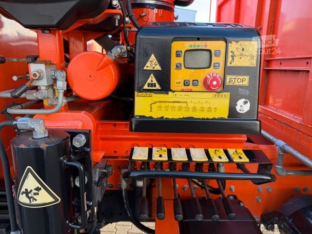 Tovornjak s ploščadjo RENAULT Premium Lander Pritsche mit Kran FASSI