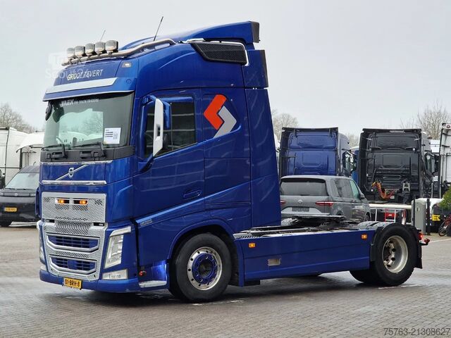 Standaard-SZM Volvo FH 13.500 Globetrotter 4x2 - I parkcool - Full ...