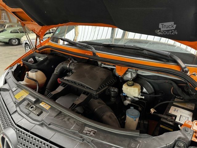 Kastenwagen hoch MERCEDES-BENZ Sprinter 316 CDI 4x4 Allrad 5-Sitzer