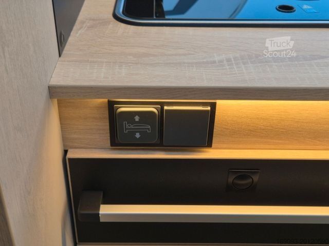 Teilintegriertes Wohnmobil CHAUSSON 797 Titanium Line *MJ26*Arctic*Hubbett*ACC*Navi