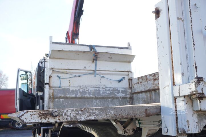 Wywrotka z HDS Renault C380 E6 6×4 / HDS Fassi F135 2700 MTH /