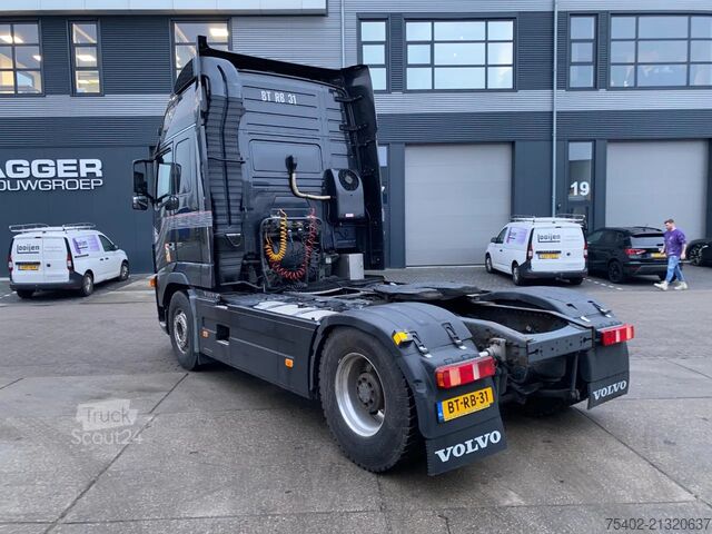 Estándar-SZM Volvo FH 16.660 Globetrotter XL / 2x Tank / Stand Air...