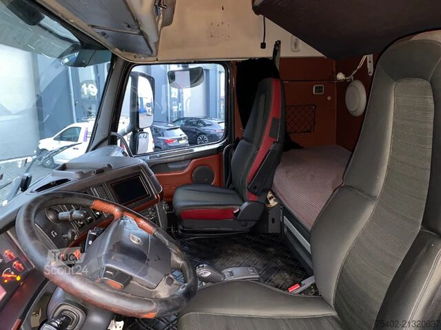 Estándar-SZM Volvo FH 16.660 Globetrotter XL / 2x Tank / Stand Air...