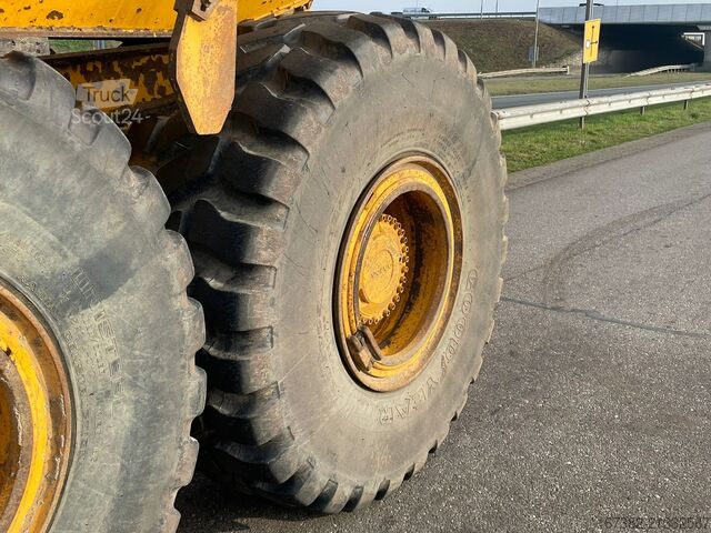 Véhicule à benne Volvo A30G